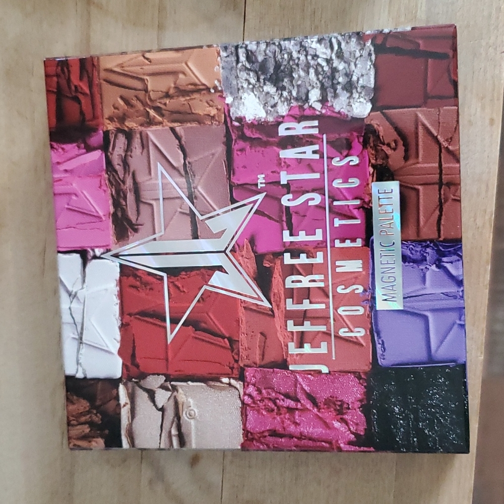 *sooollllld*INCLUDES NEW SINGLES* JSC 9 pan magnetic palette w/ 6 single shades